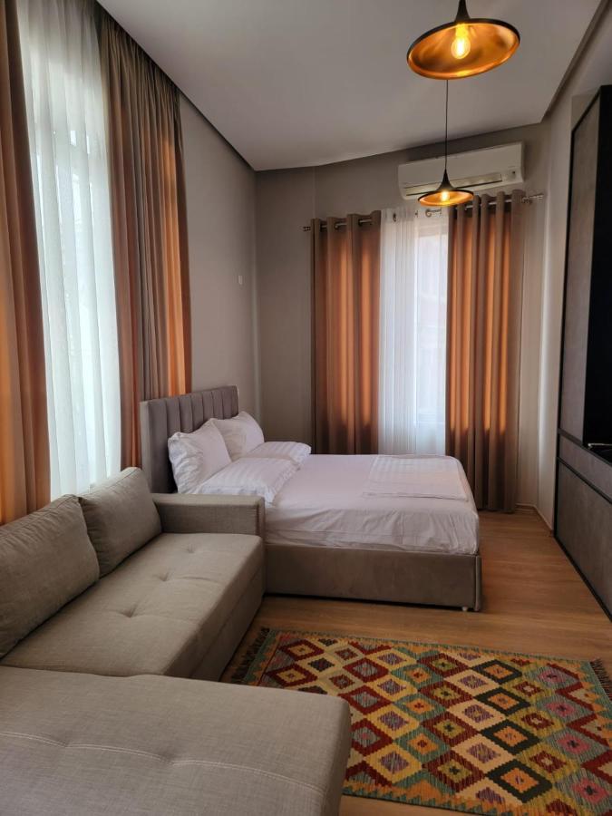 Berhami Studio Apartment Tirana Extérieur photo