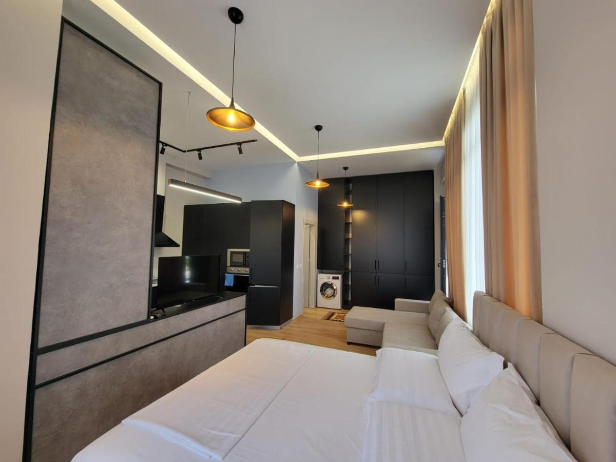 Berhami Studio Apartment Tirana Extérieur photo
