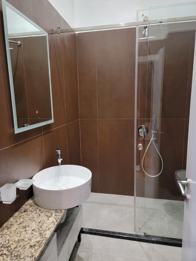 Berhami Studio Apartment Tirana Extérieur photo